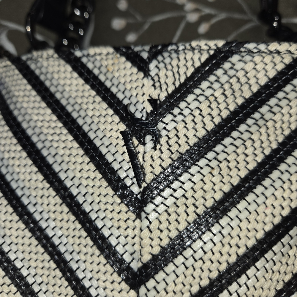 Simply Vera Vera Wang Black and Cream Chevron Shoulder Bag